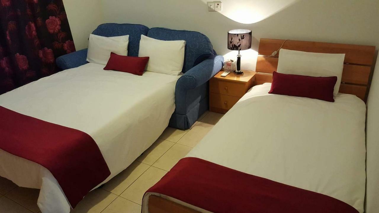 Ivoton Home Пафос Екстер'єр фото
