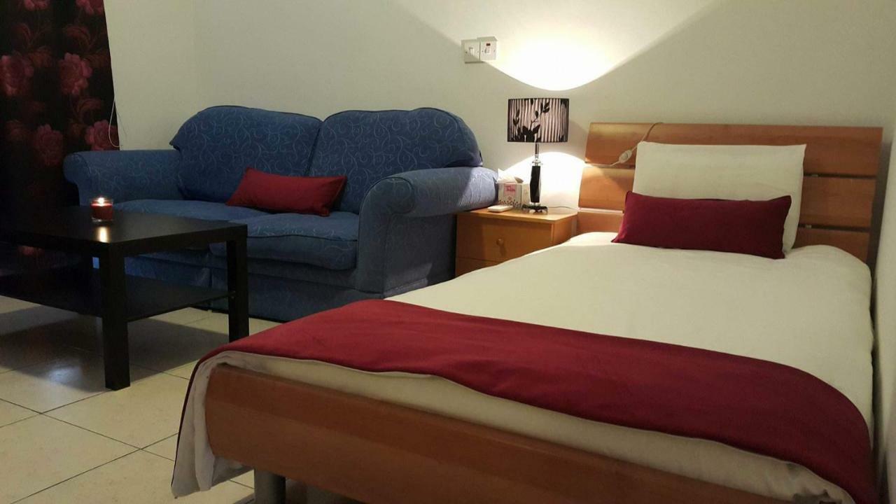 Ivoton Home Пафос Екстер'єр фото