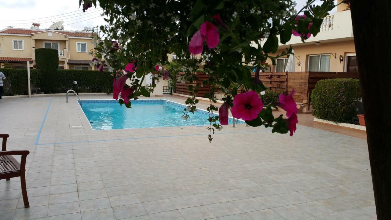 Ivoton Home Пафос Екстер'єр фото