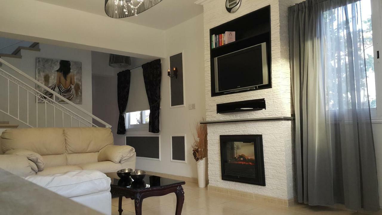 Ivoton Home Пафос Екстер'єр фото
