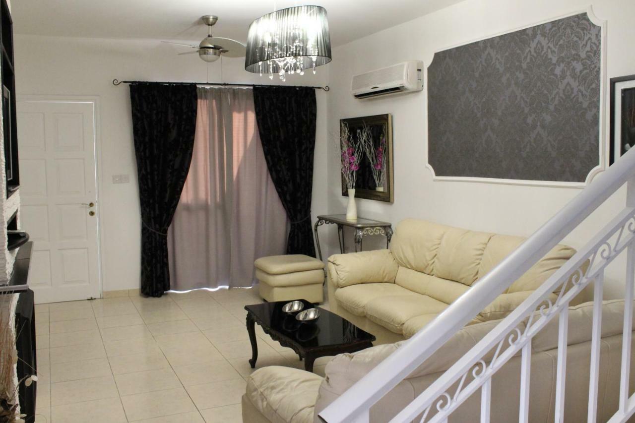 Ivoton Home Пафос Екстер'єр фото